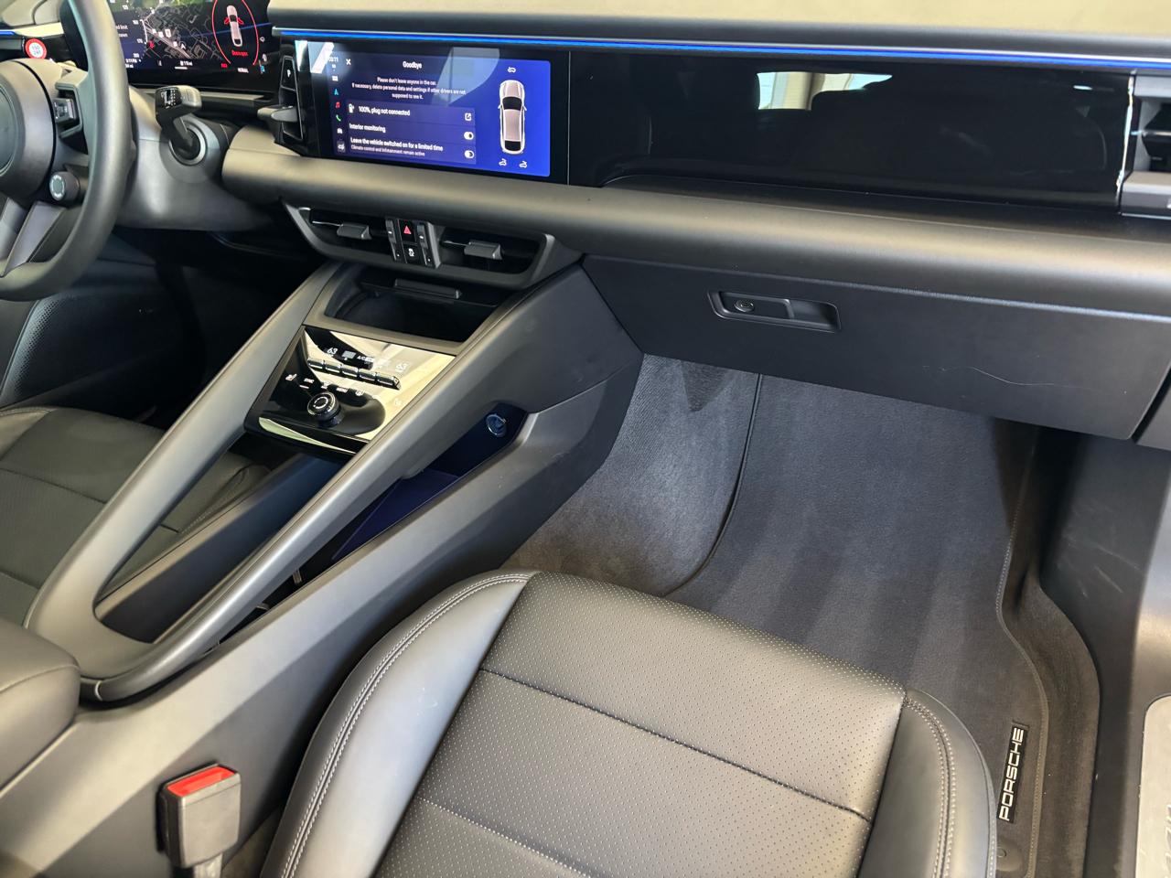 Porsche Macan Electric RWD 2025