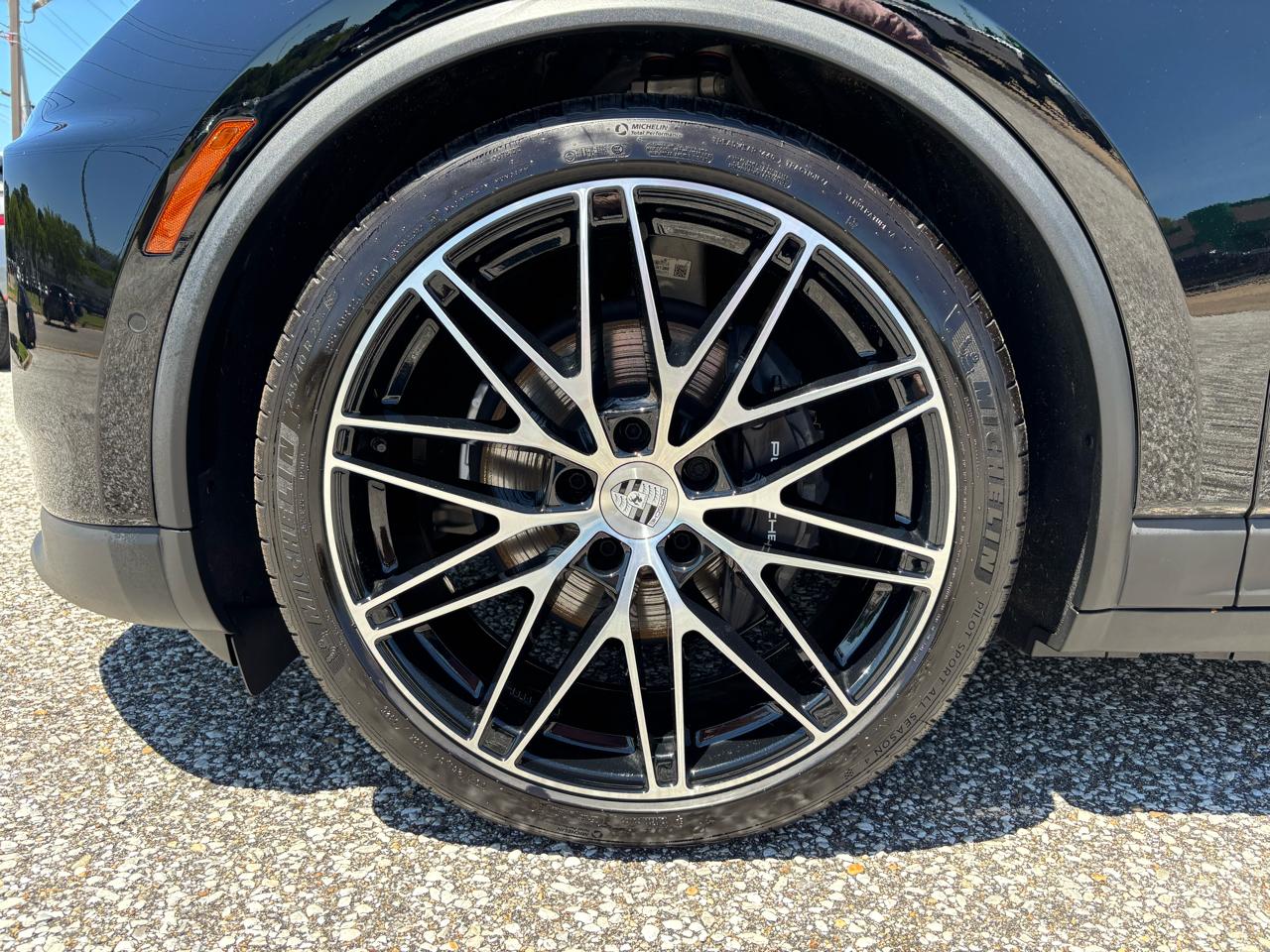 Porsche Macan Electric RWD 2025
