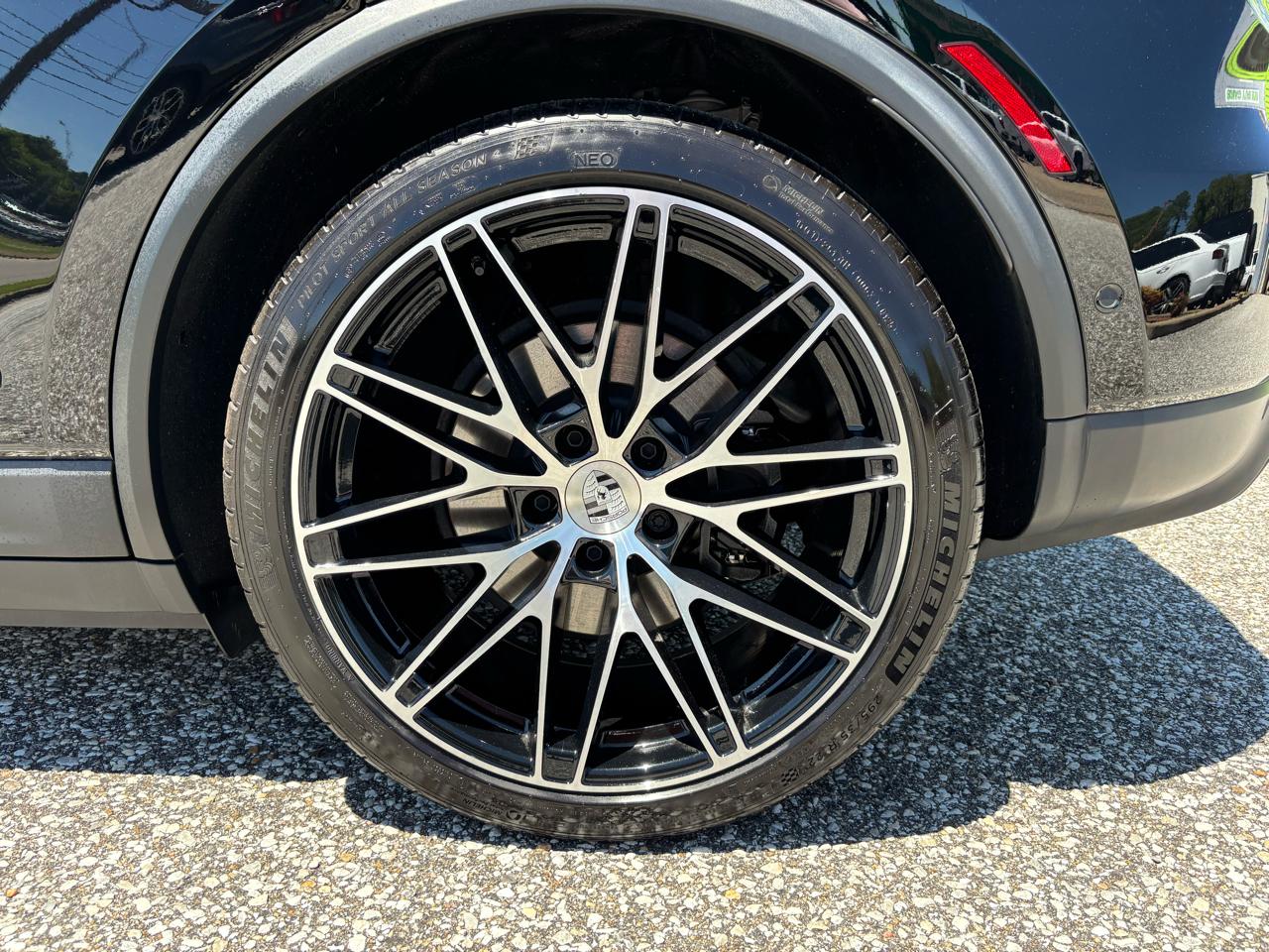 Porsche Macan Electric RWD 2025