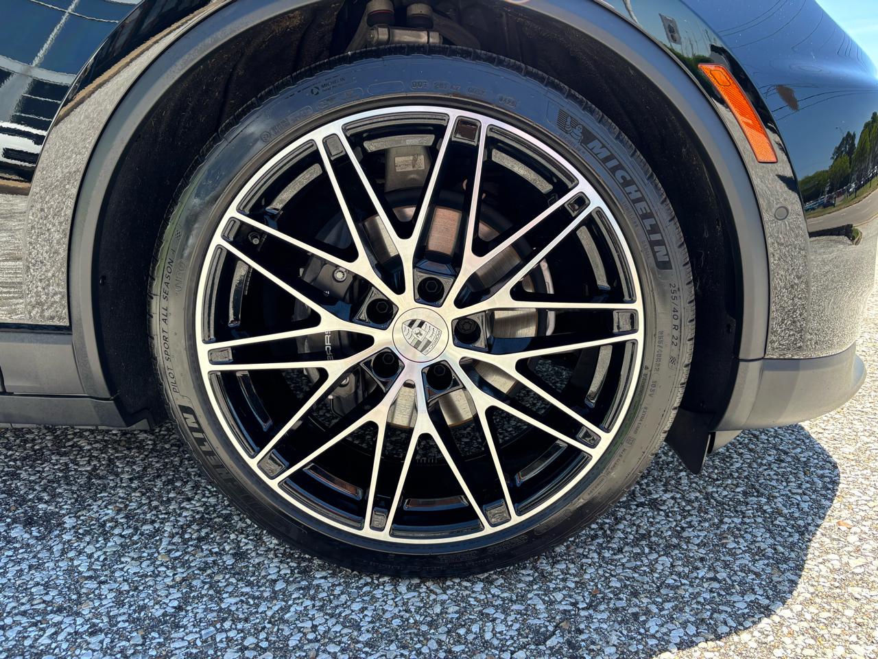 Porsche Macan Electric RWD 2025