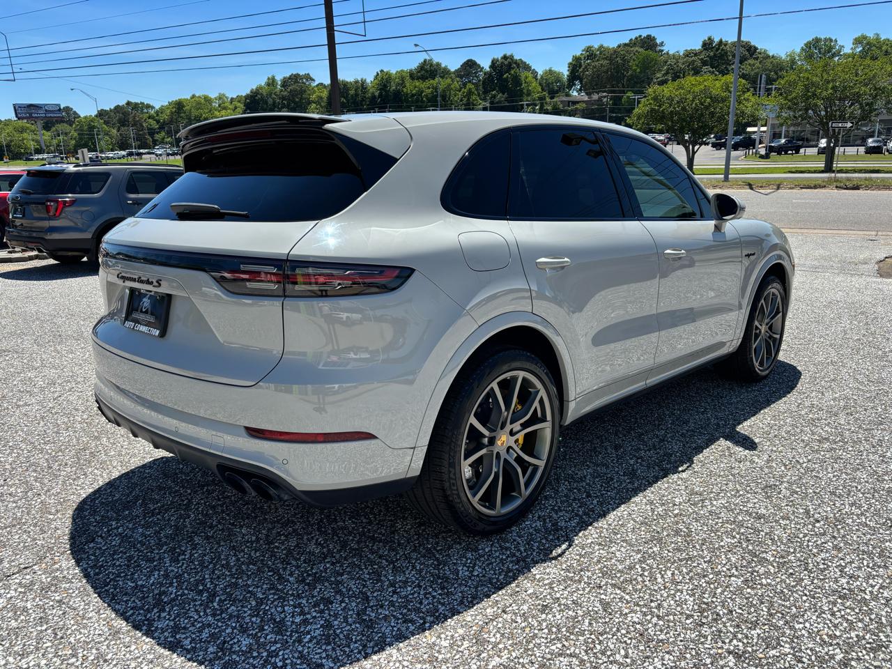 Porsche Cayenne Turbo S E-Hybrid AWD 2020