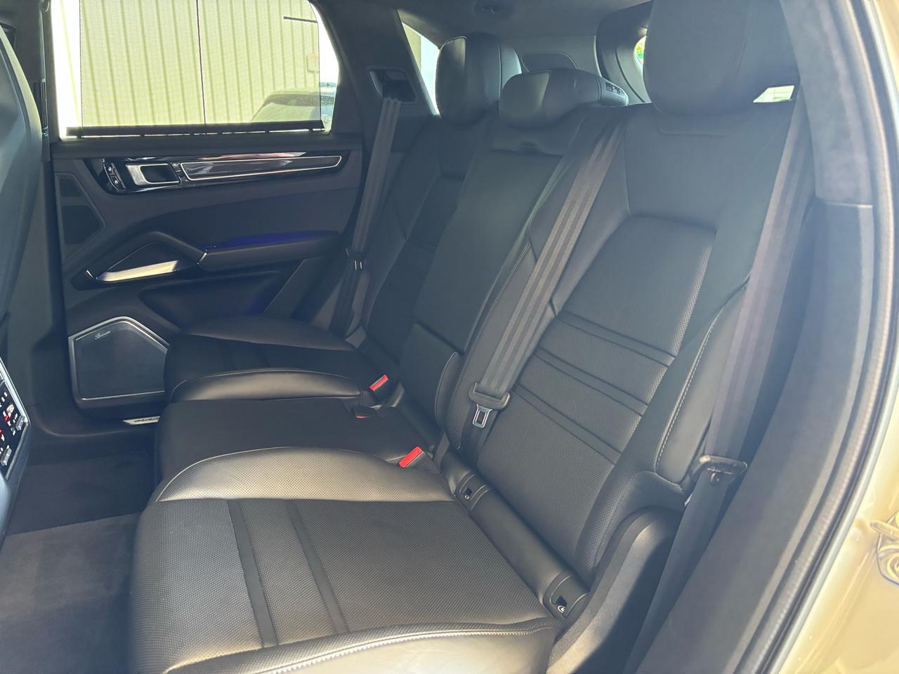 Porsche Cayenne Turbo S E-Hybrid AWD 2020