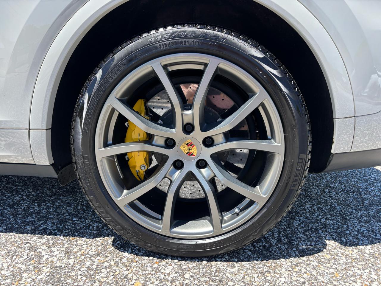 Porsche Cayenne Turbo S E-Hybrid AWD 2020