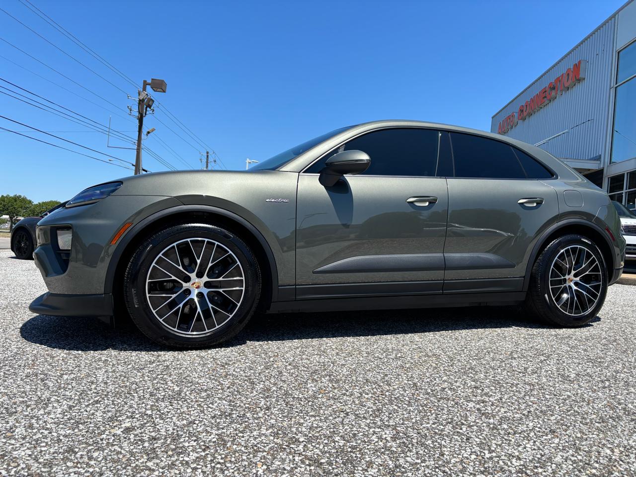 Porsche Macan Electric 4 AWD 2025
