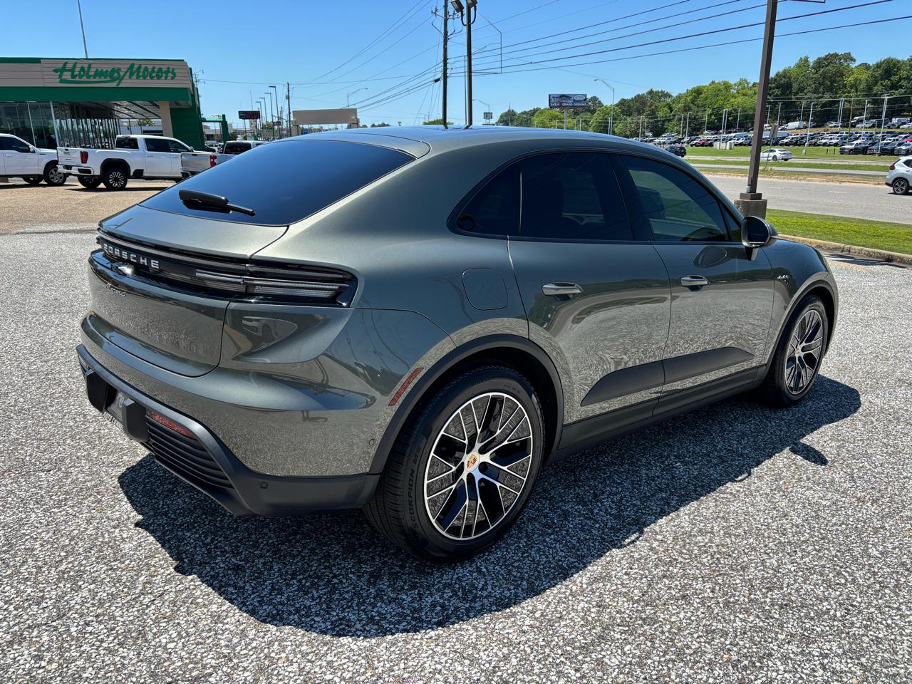Porsche Macan Electric 4 AWD 2025