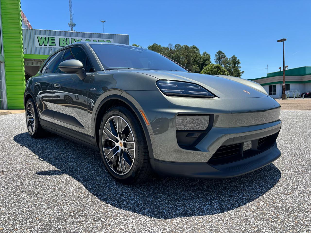 Porsche Macan Electric 4 AWD 2025
