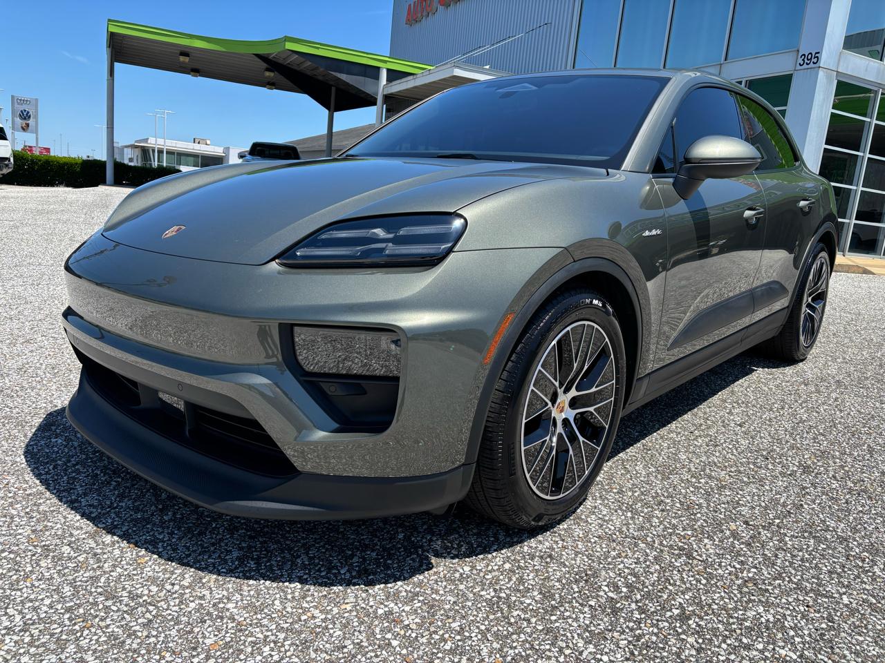 Porsche Macan Electric 4 AWD 2025