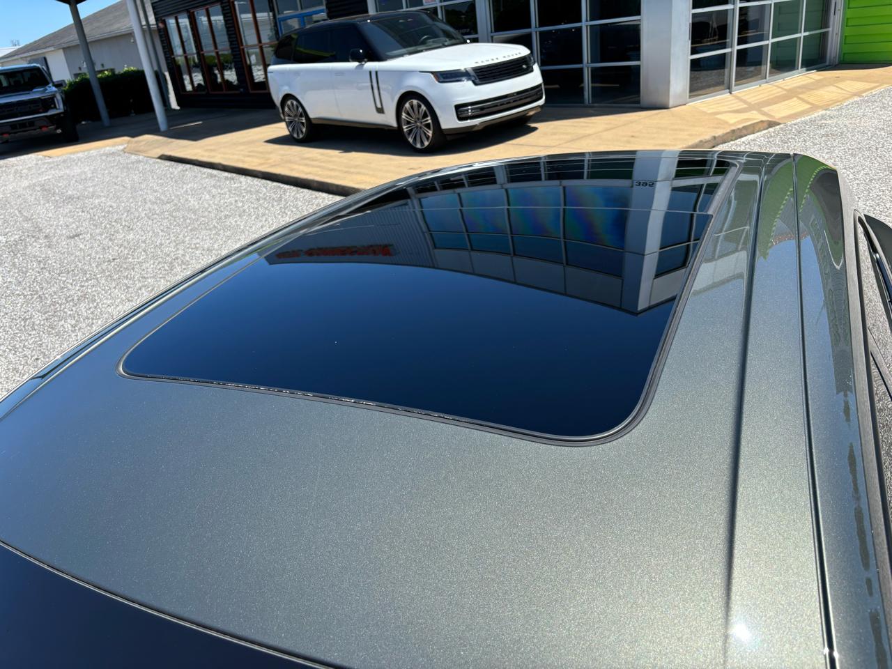 Porsche Macan Electric 4 AWD 2025