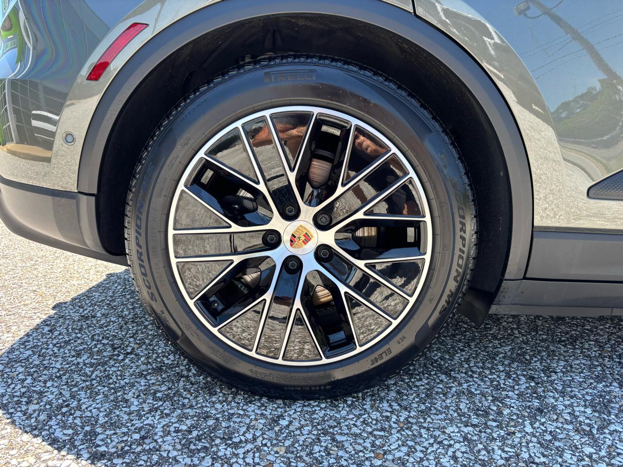 Porsche Macan Electric 4 AWD 2025