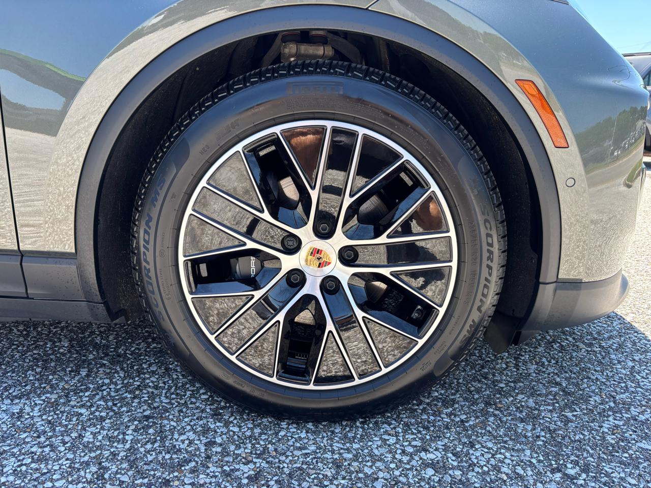 Porsche Macan Electric 4 AWD 2025