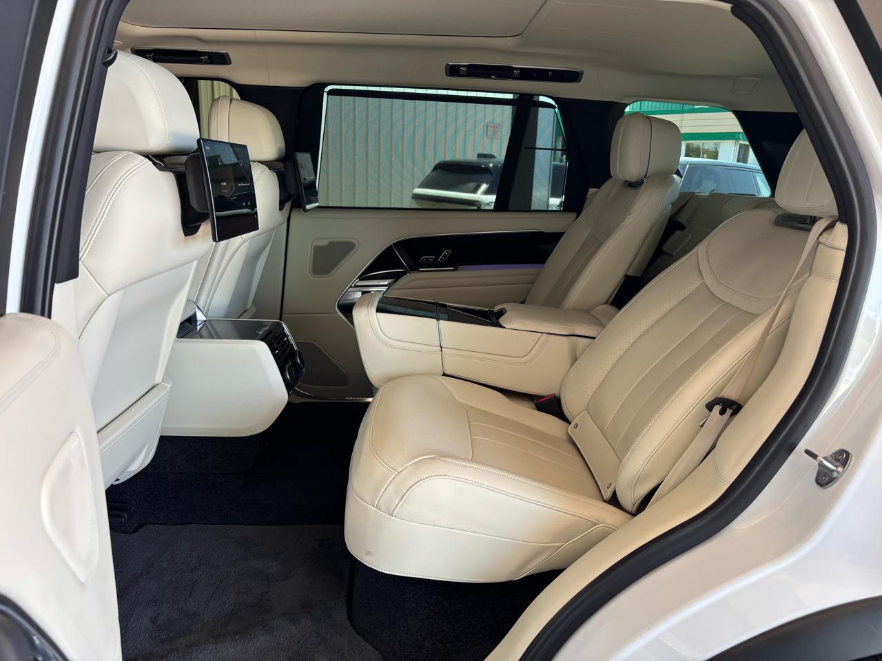 Land Rover Range Rover Autobiography LWB 2023