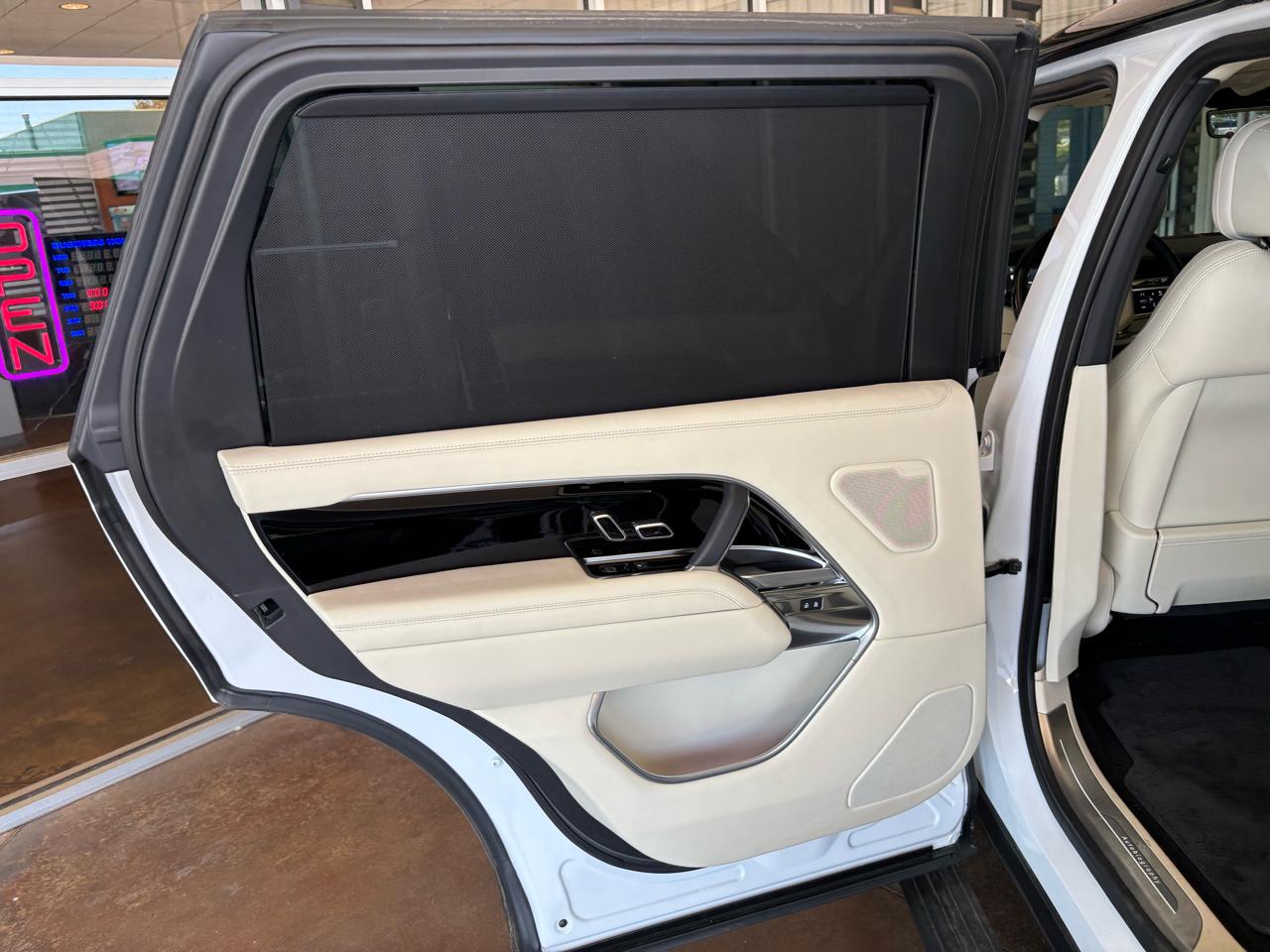 Land Rover Range Rover Autobiography LWB 2023
