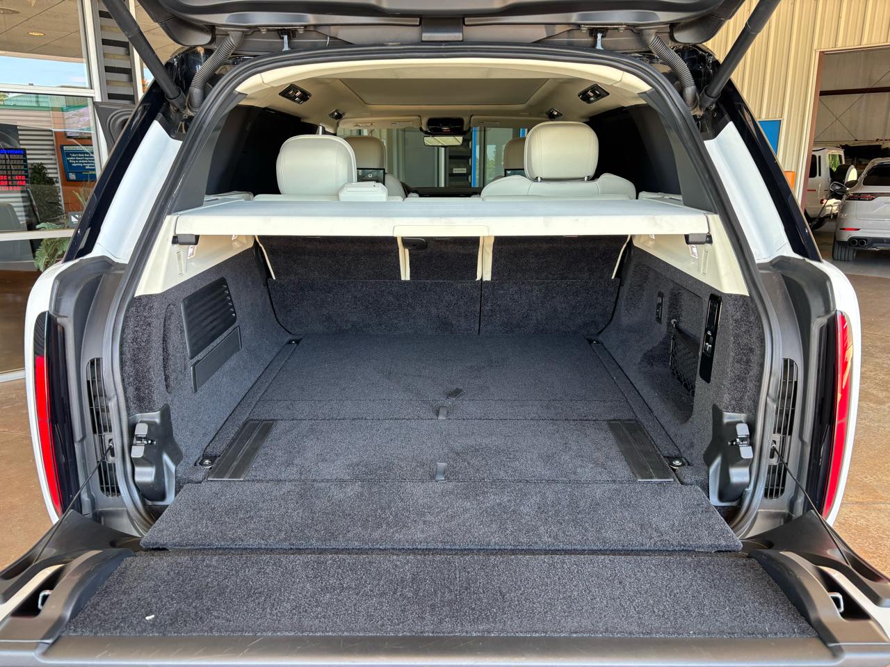 Land Rover Range Rover Autobiography LWB 2023
