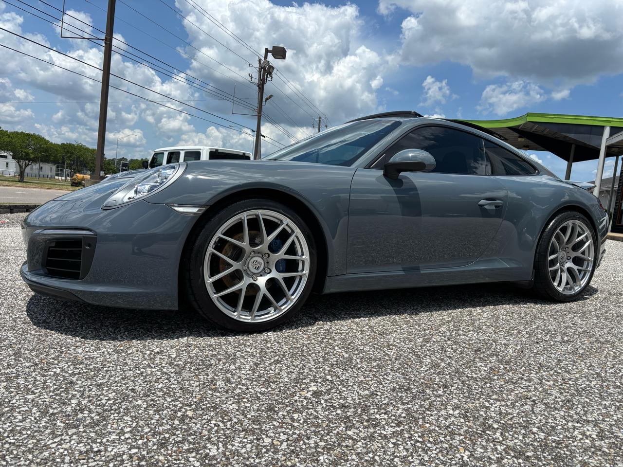 Porsche 911 Carrera Coupe 2018