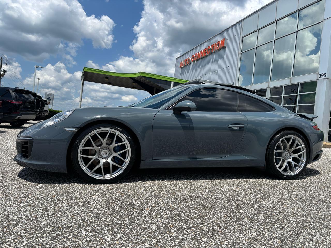 Porsche 911 Carrera Coupe 2018
