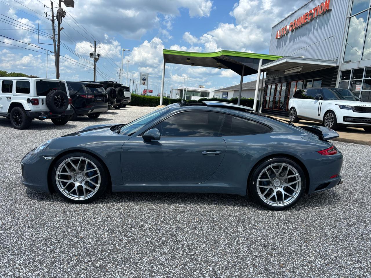 Porsche 911 Carrera Coupe 2018