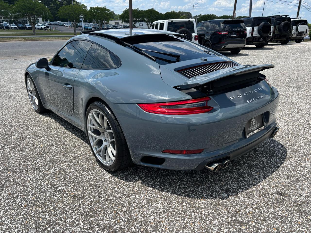 Porsche 911 Carrera Coupe 2018