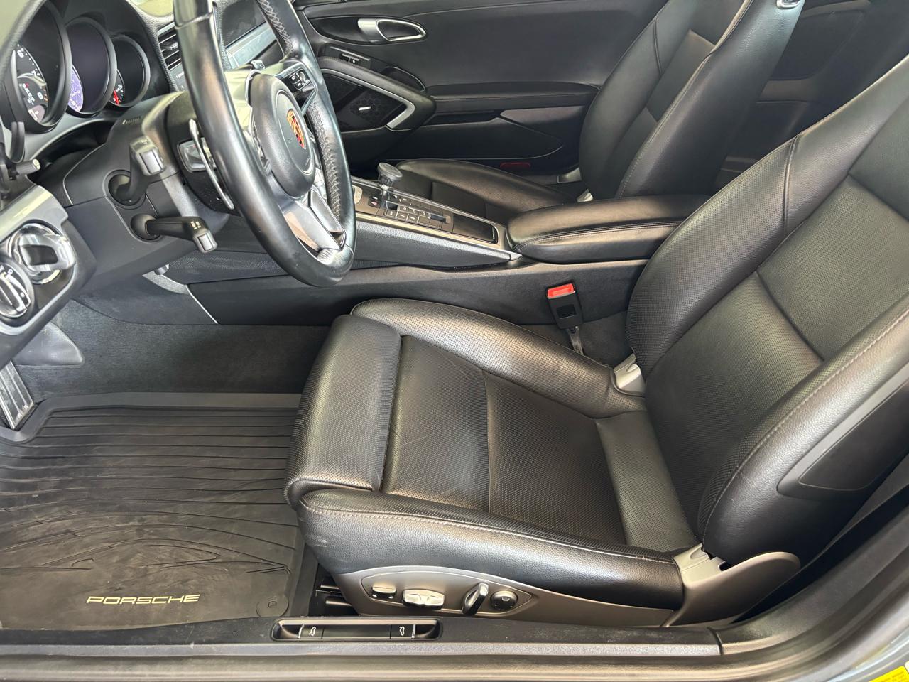 Porsche 911 Carrera Coupe 2018