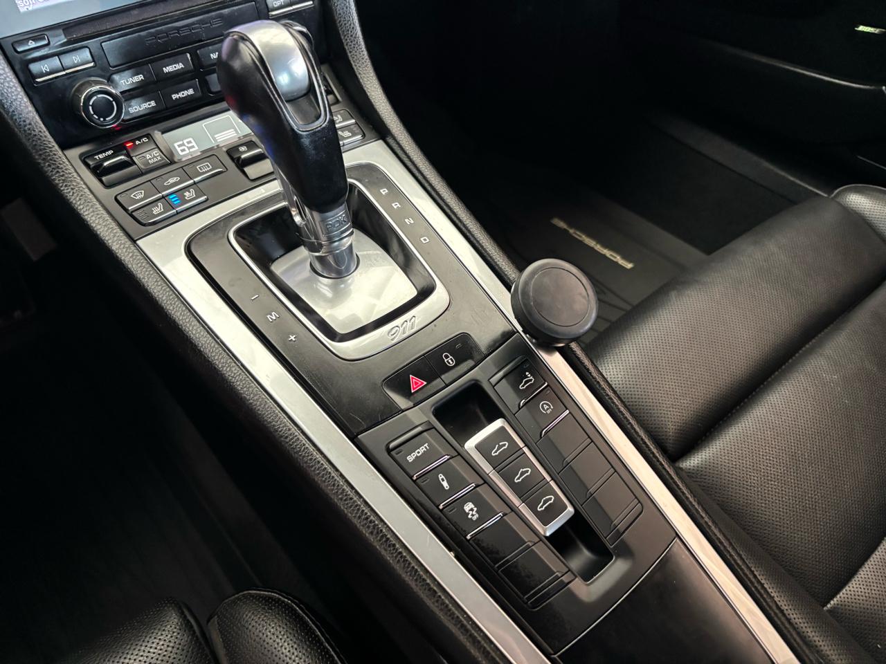 Porsche 911 Carrera Coupe 2018