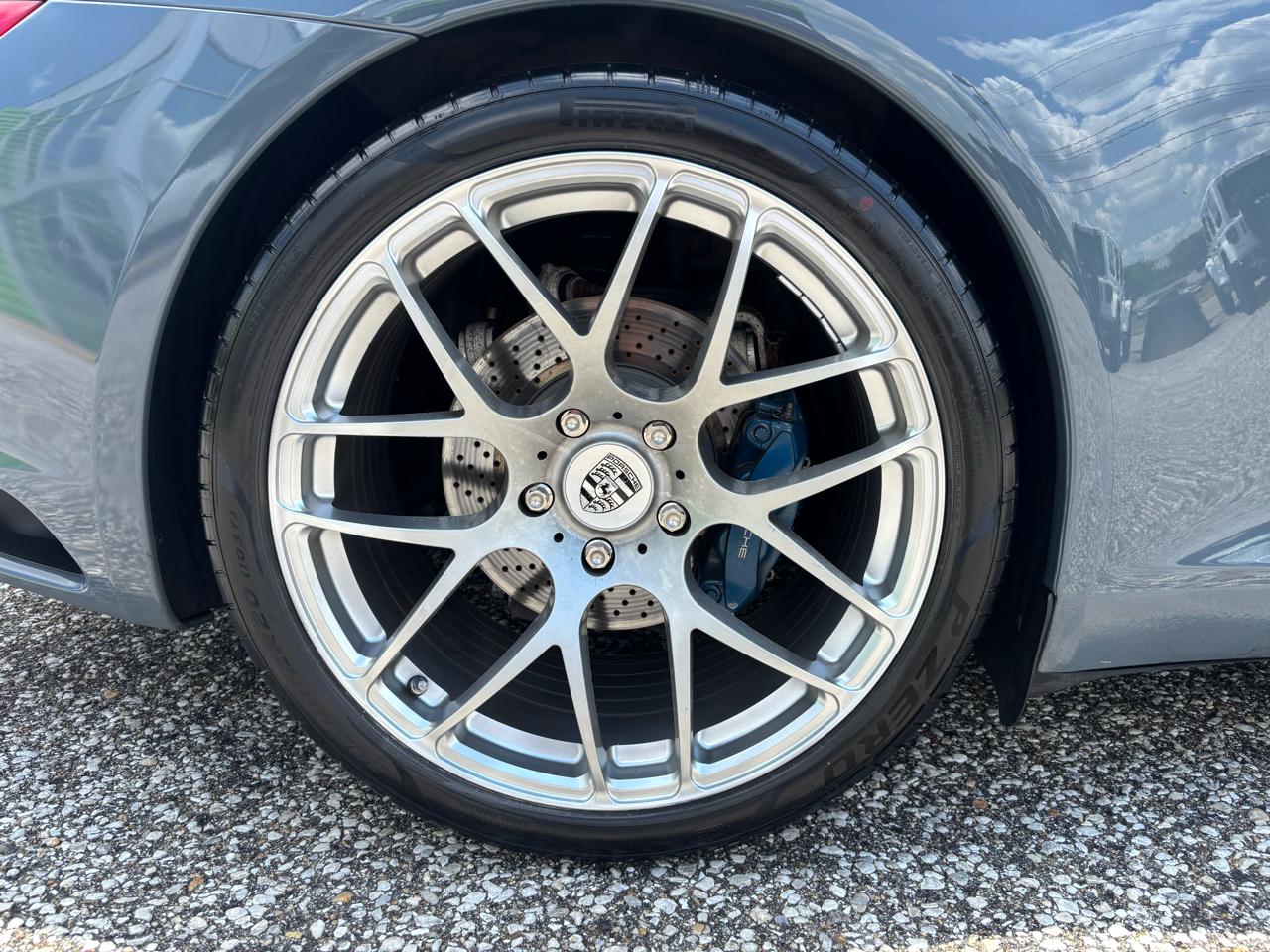 Porsche 911 Carrera Coupe 2018