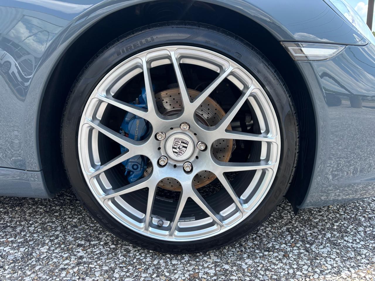 Porsche 911 Carrera Coupe 2018