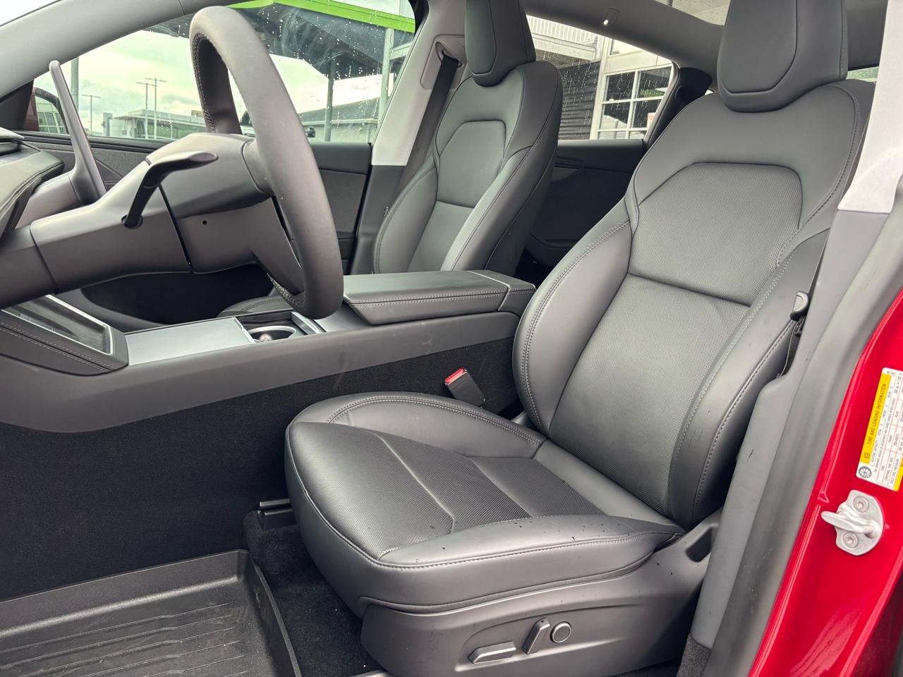 Tesla Model Y Premium RWD 2026