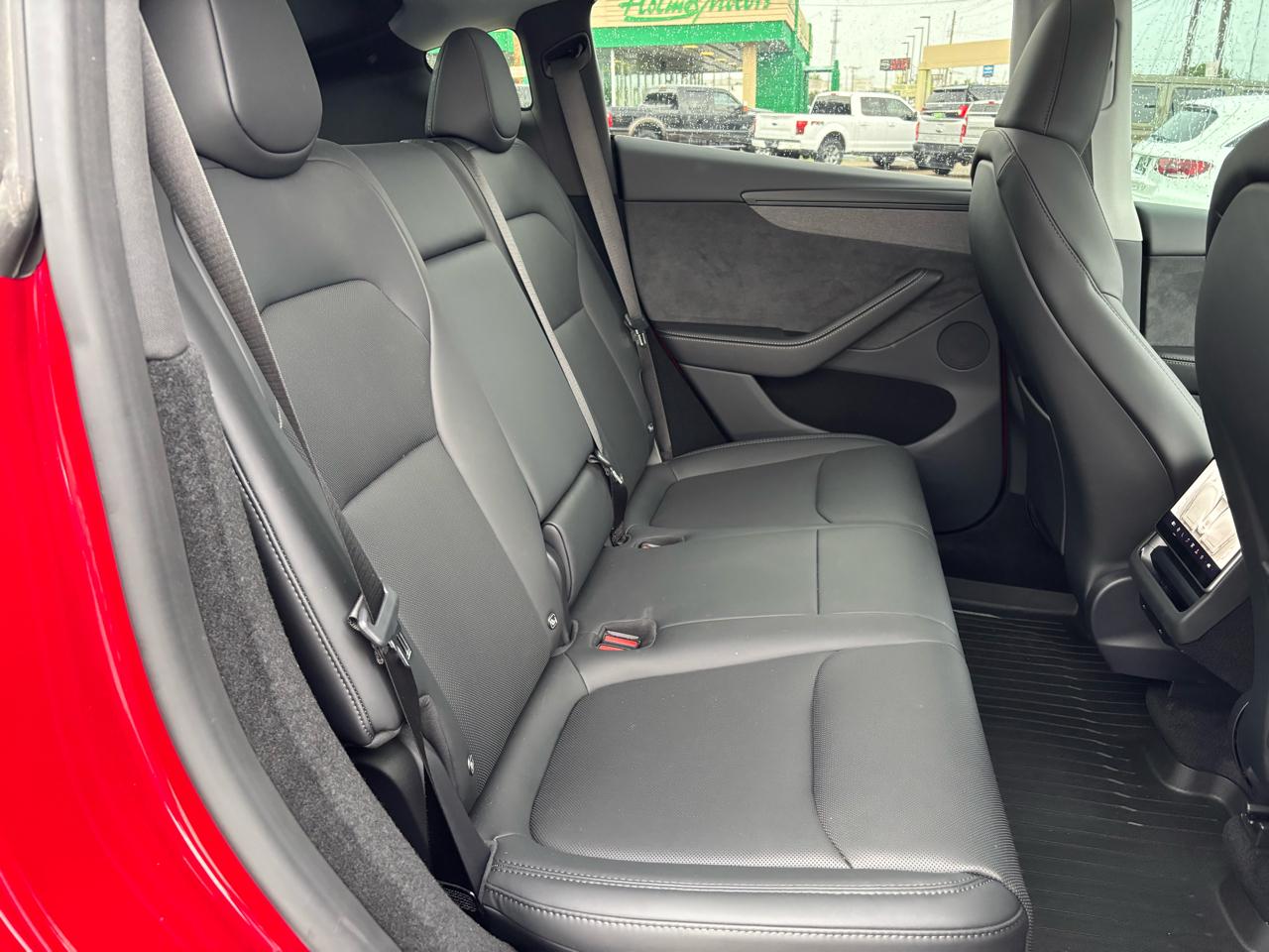 Tesla Model Y Premium RWD 2026