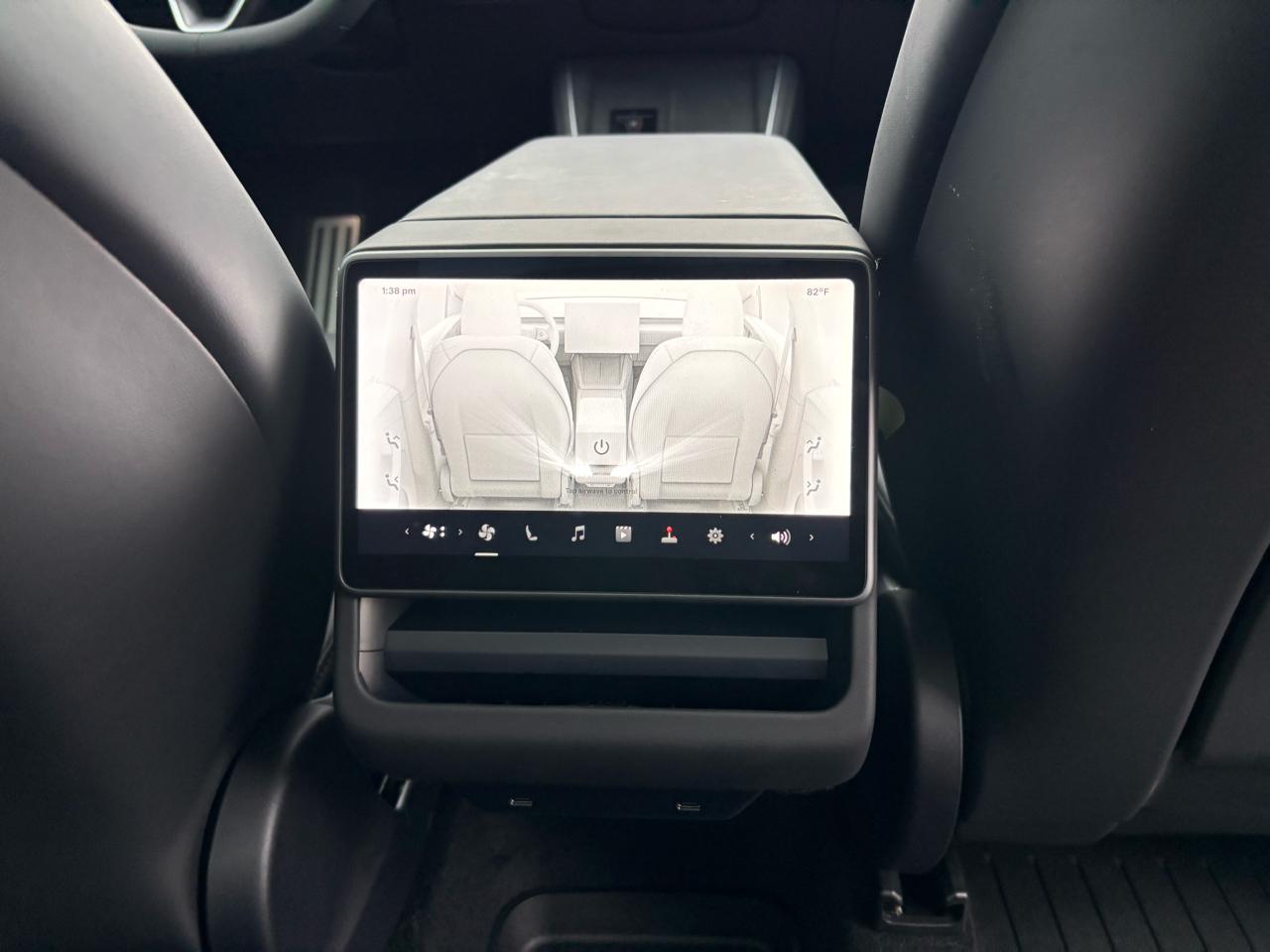 Tesla Model Y Premium RWD 2026