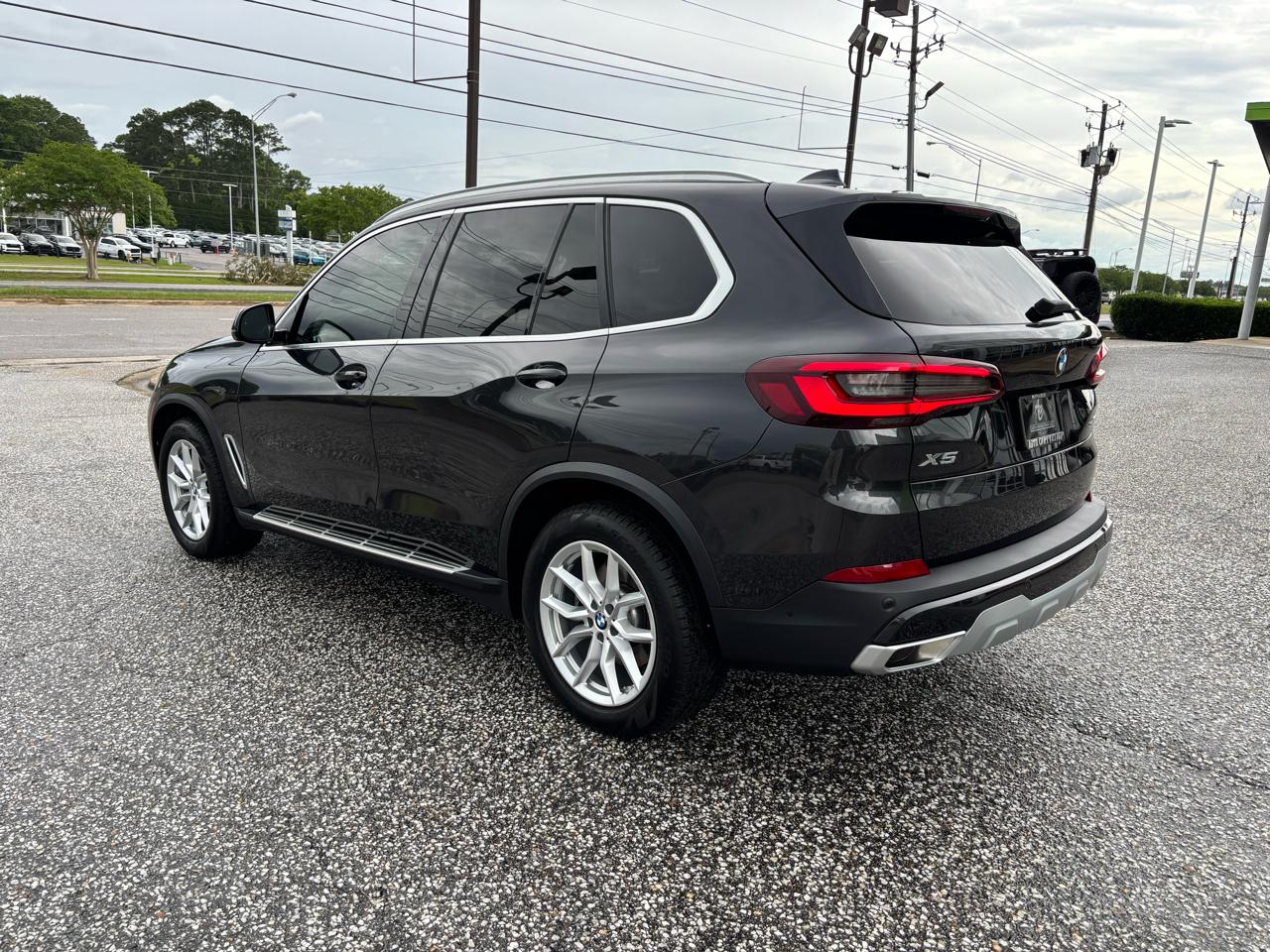 BMW X5 sDrive40i Sports Activity Vehicle 2023