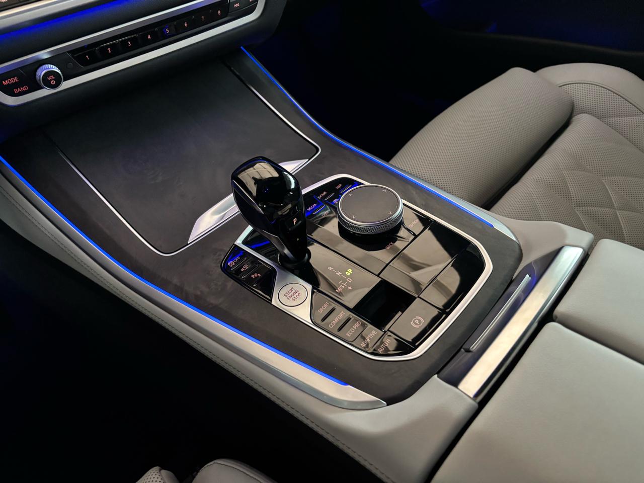 BMW X5 sDrive40i Sports Activity Vehicle 2023