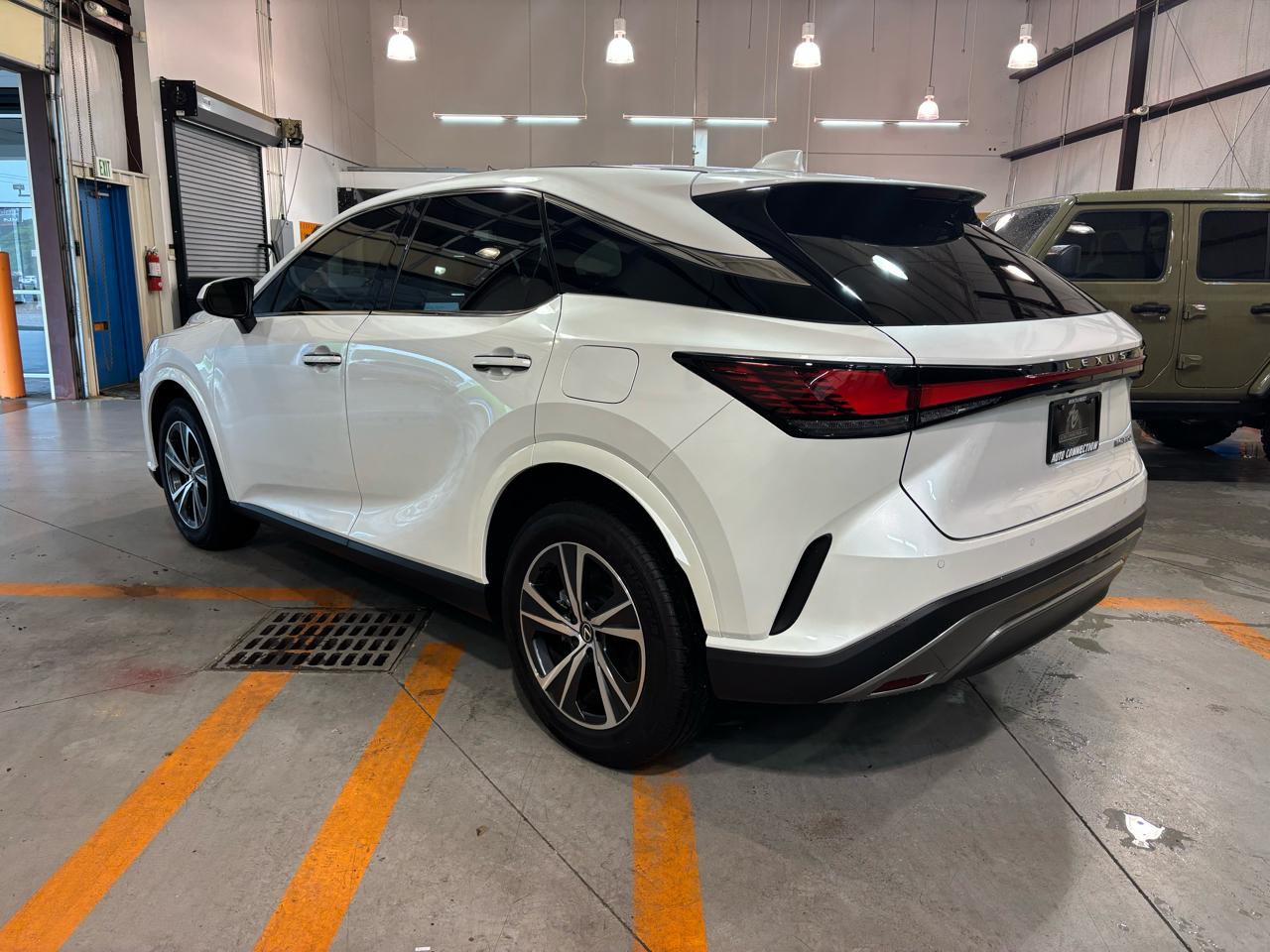 Lexus RX RX 350 FWD 2025