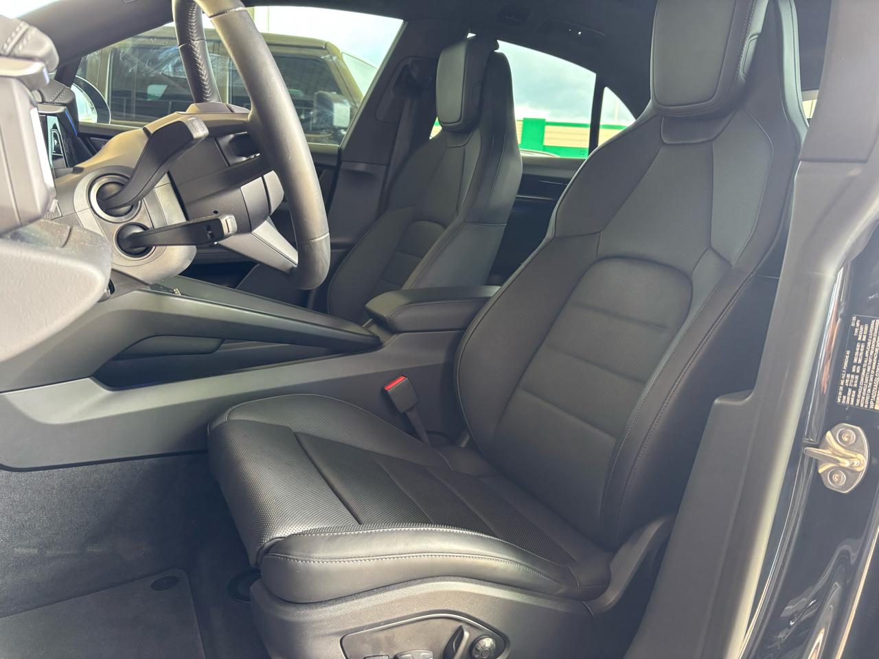 Porsche Macan Electric RWD 2025