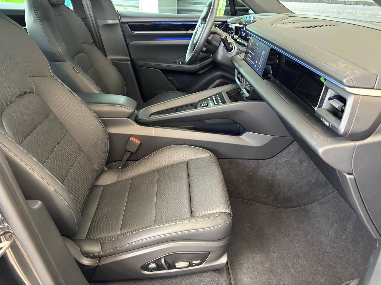 Porsche Macan Electric RWD 2025