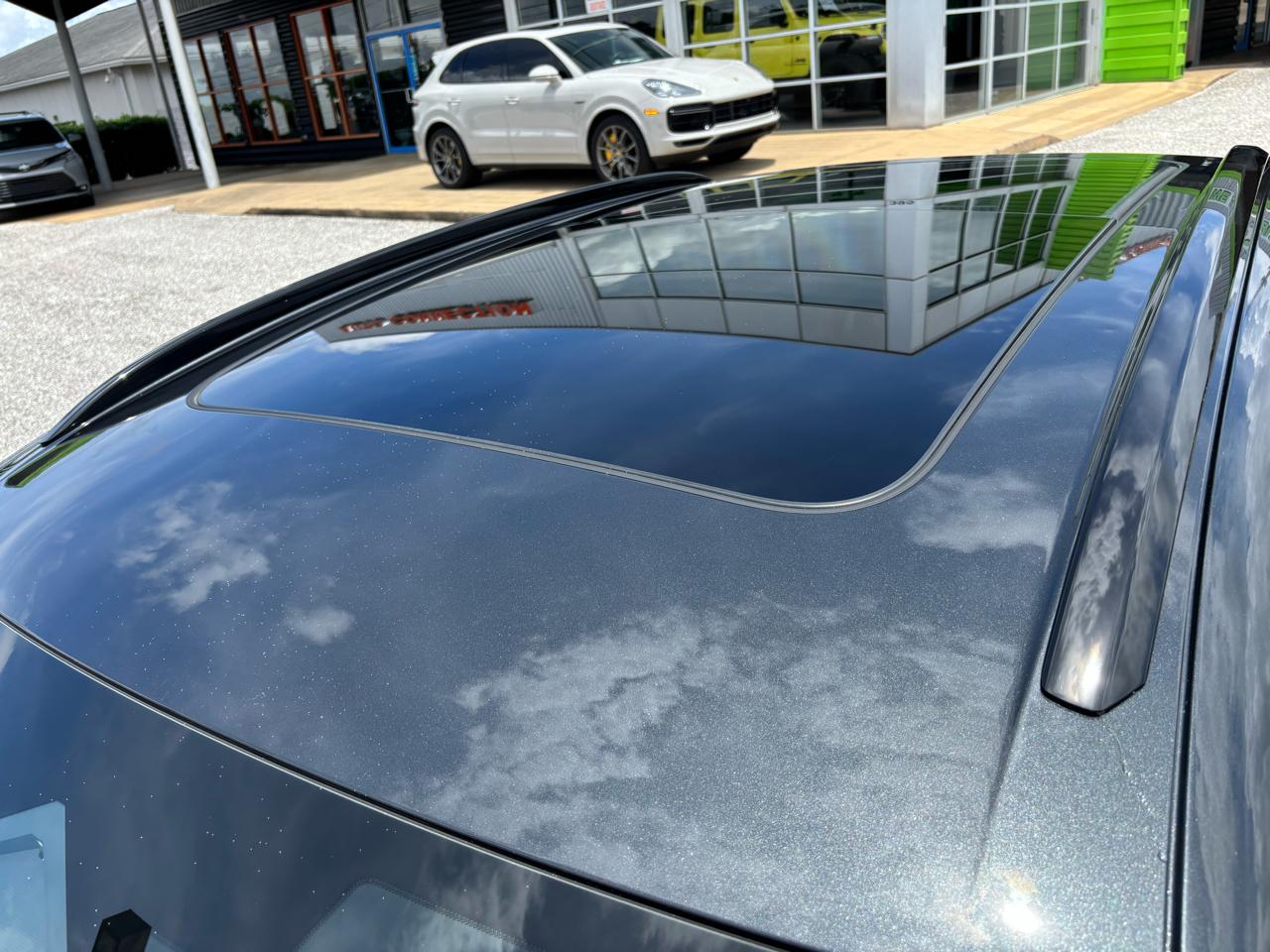 Porsche Macan Electric RWD 2025