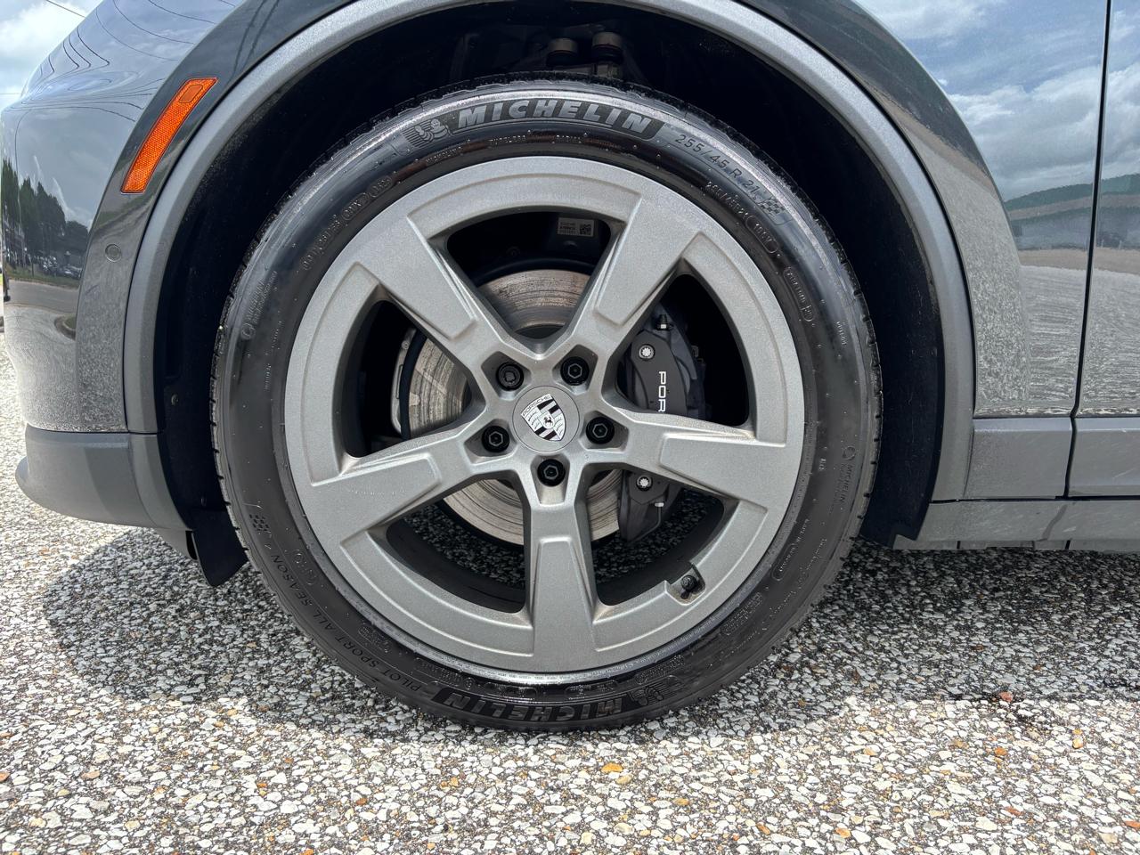Porsche Macan Electric RWD 2025