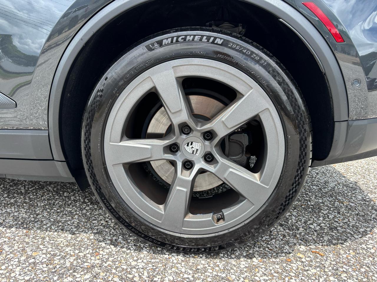 Porsche Macan Electric RWD 2025
