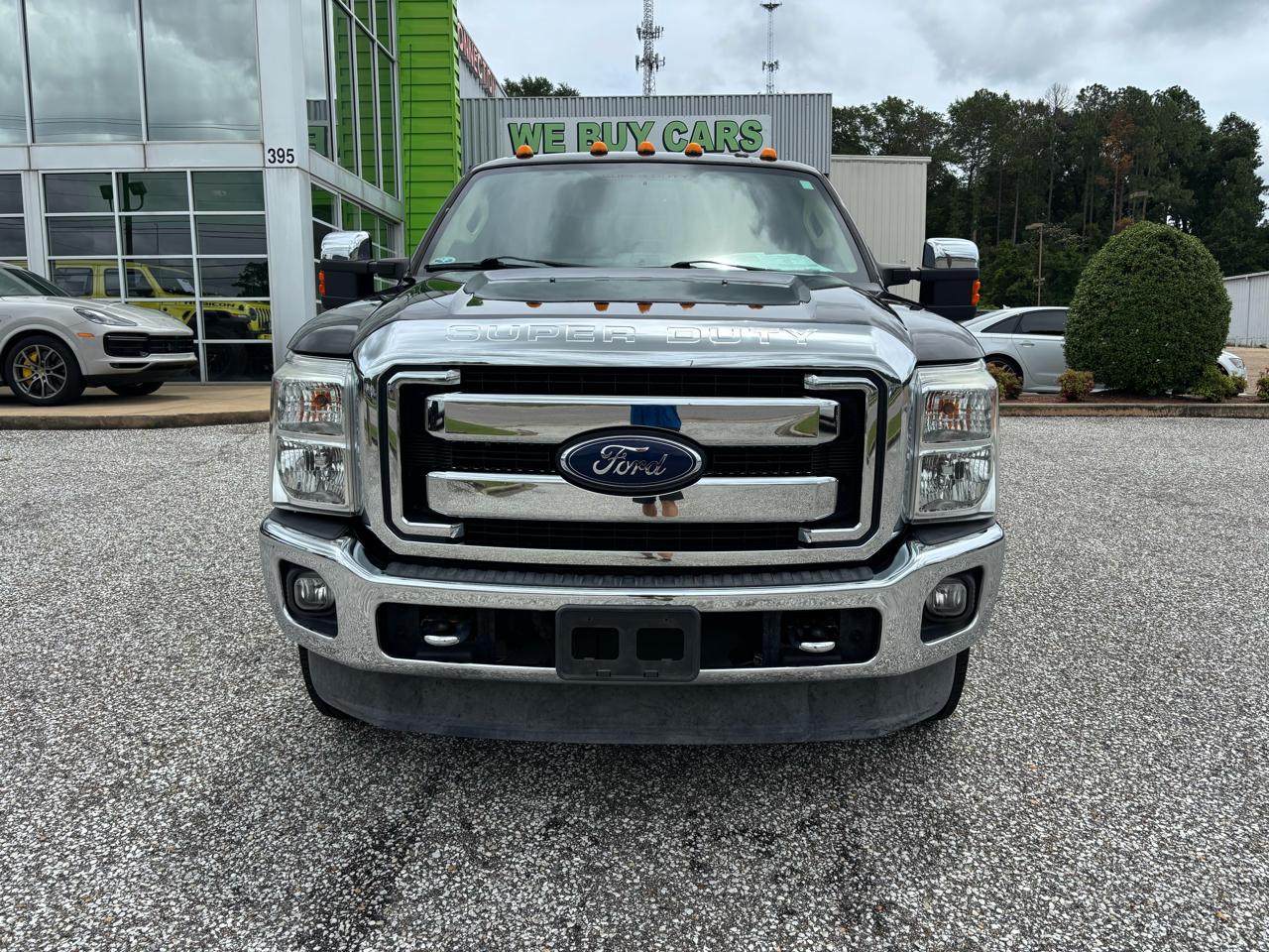 Ford Super Duty F-350 DRW 4WD Crew Cab 172" Lariat 2016