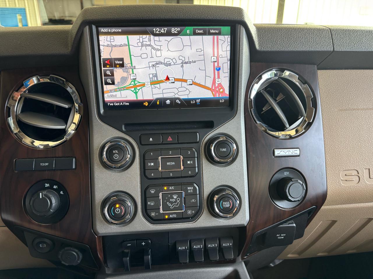 Ford Super Duty F-350 DRW 4WD Crew Cab 172" Lariat 2016