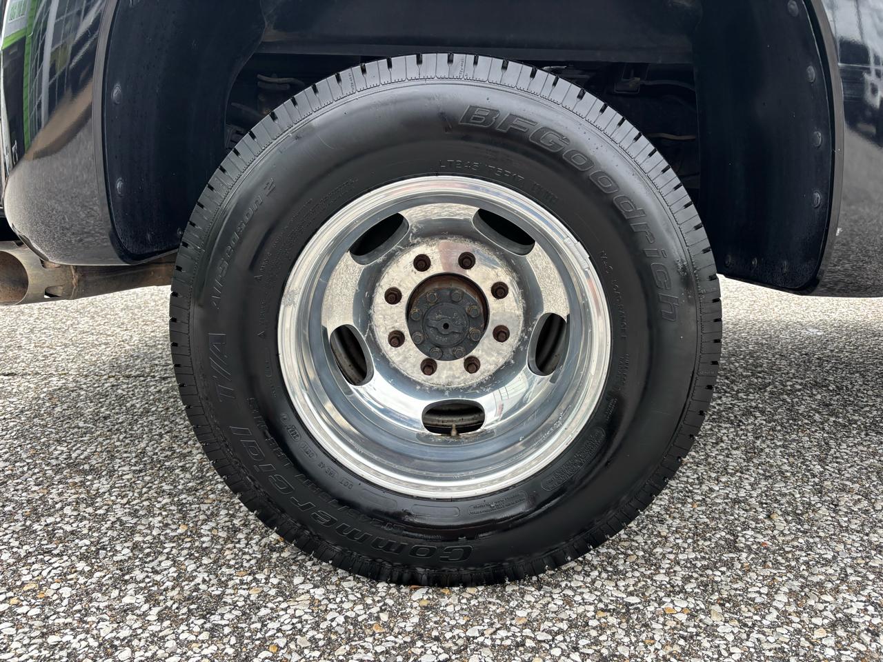 Ford Super Duty F-350 DRW 4WD Crew Cab 172" Lariat 2016