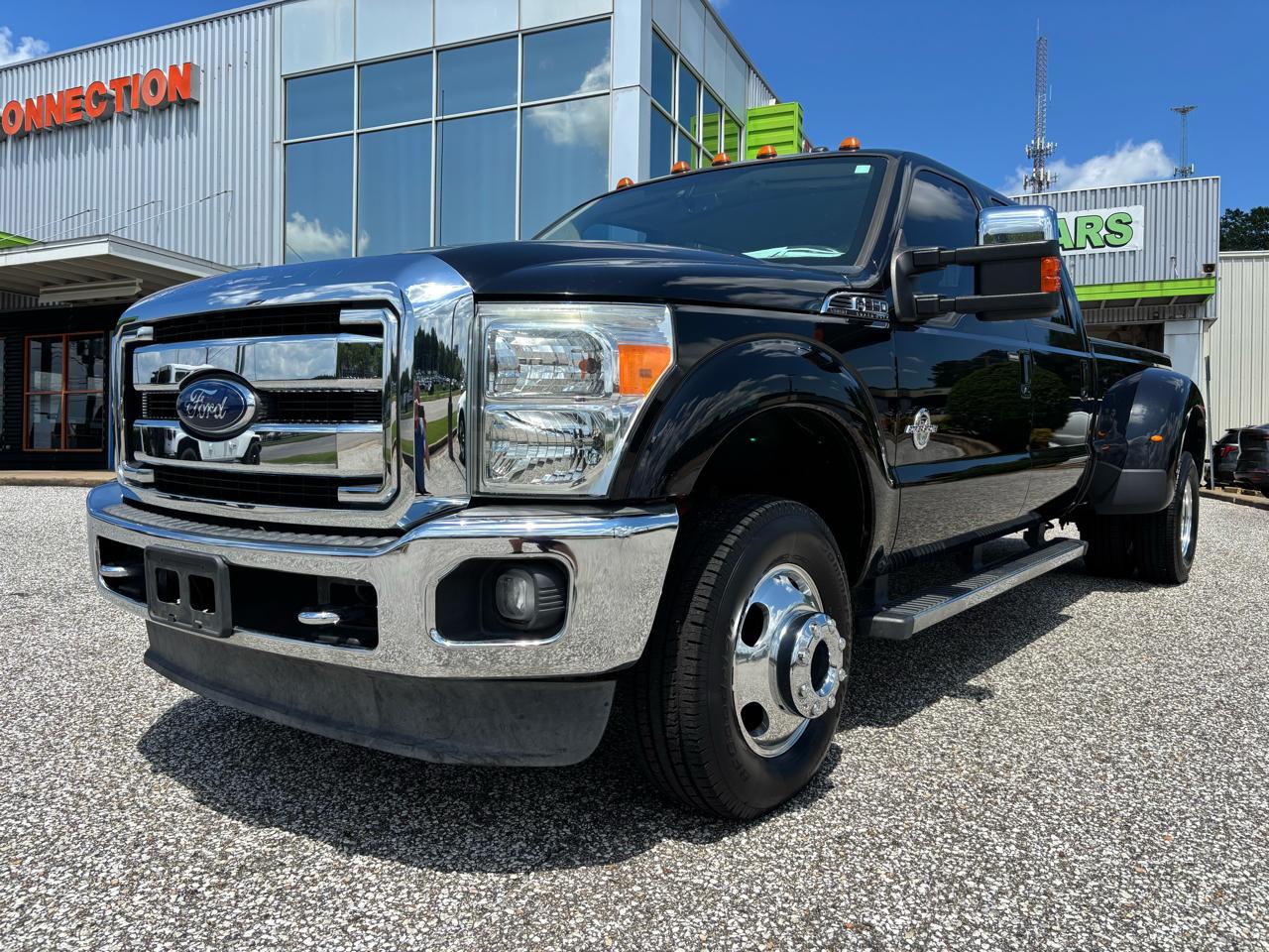 Ford Super Duty F-350 DRW 4WD Crew Cab 172" Lariat 2016