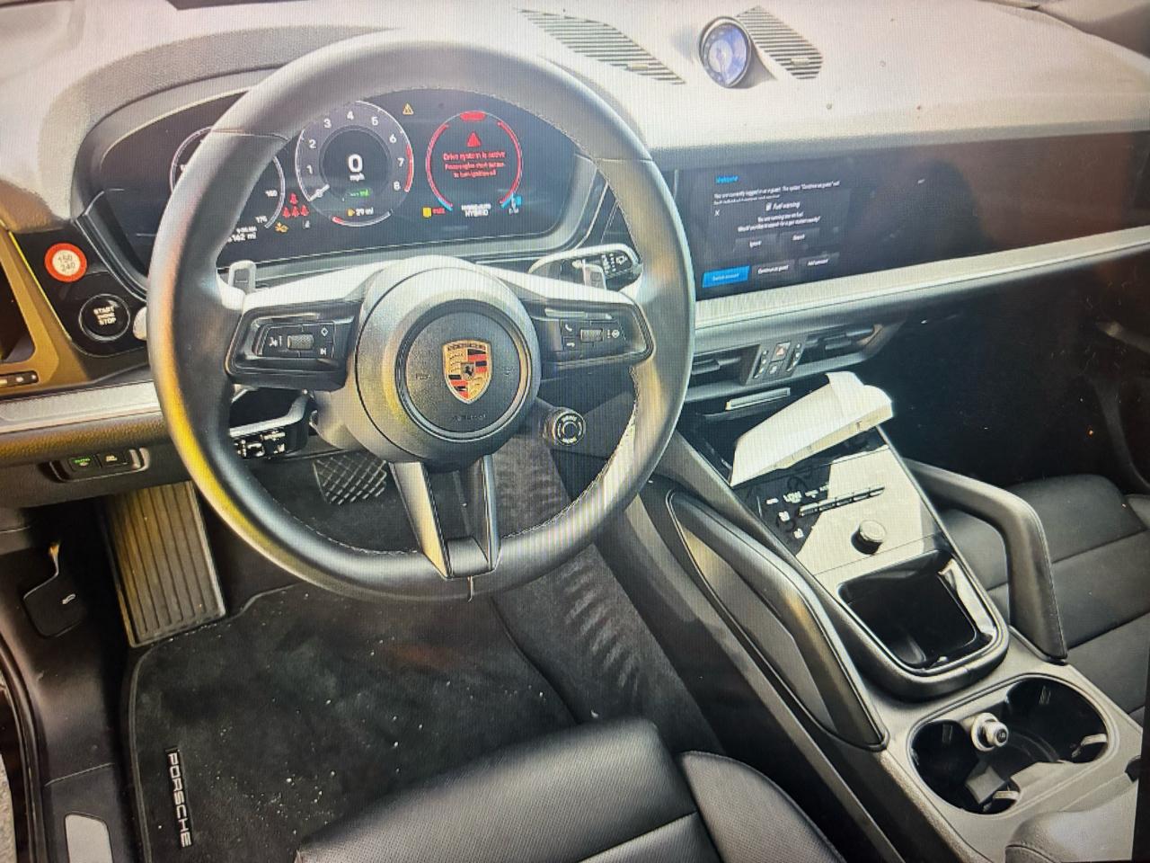 Porsche Cayenne E-Hybrid AWD 2025