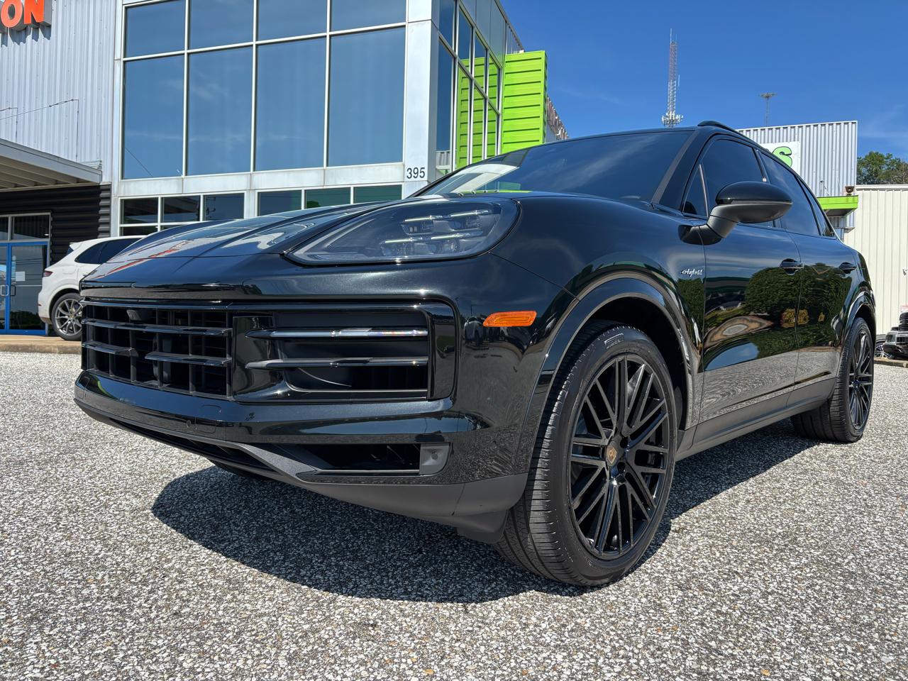 2025 Porsche Cayenne E-Hybrid - Photo 13