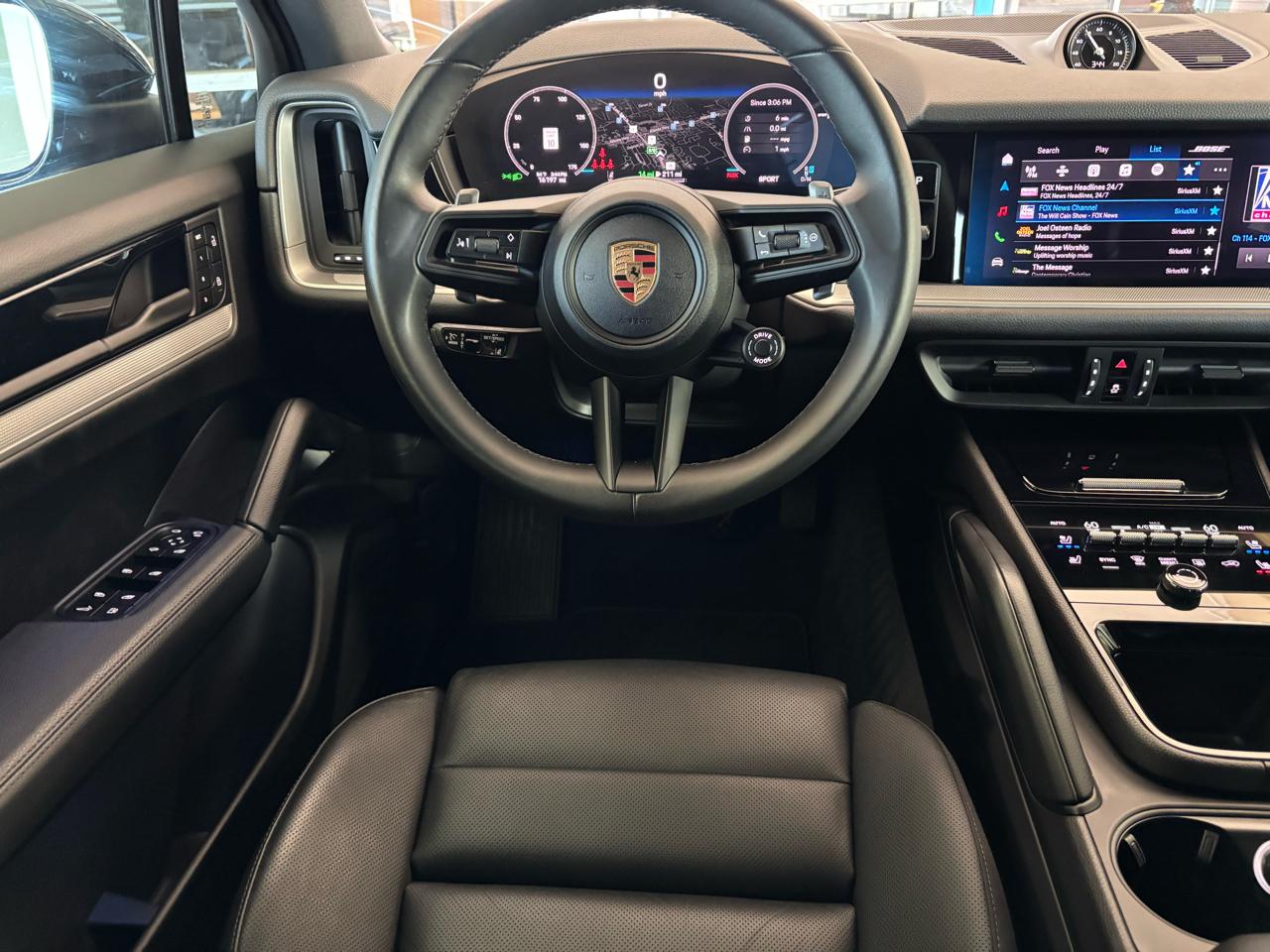2025 Porsche Cayenne E-Hybrid - Photo 15
