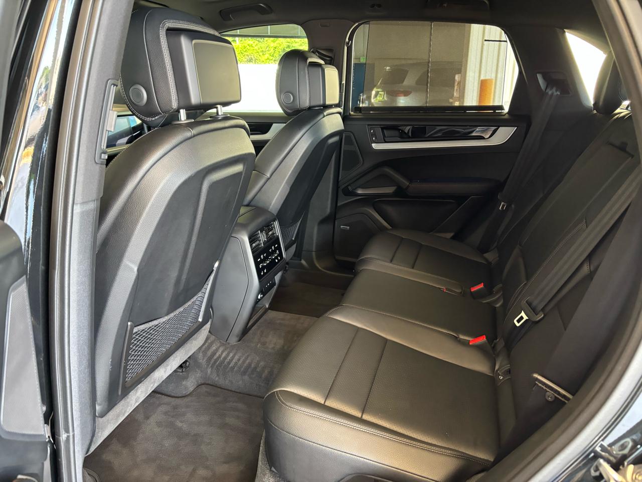 2025 Porsche Cayenne E-Hybrid - Photo 28