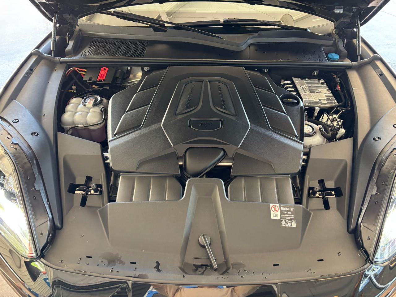2025 Porsche Cayenne E-Hybrid - Photo 33