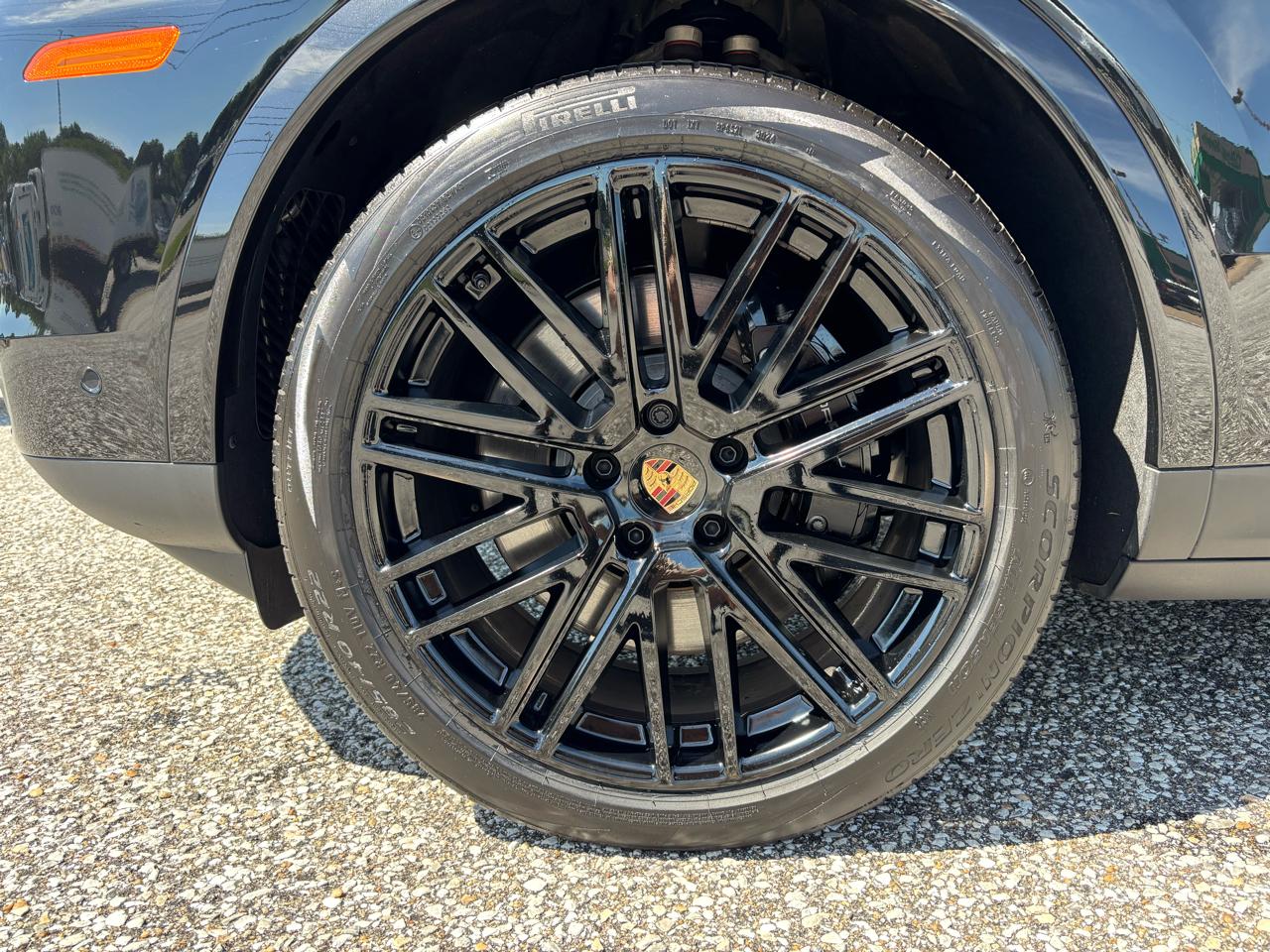 2025 Porsche Cayenne E-Hybrid - Photo 36