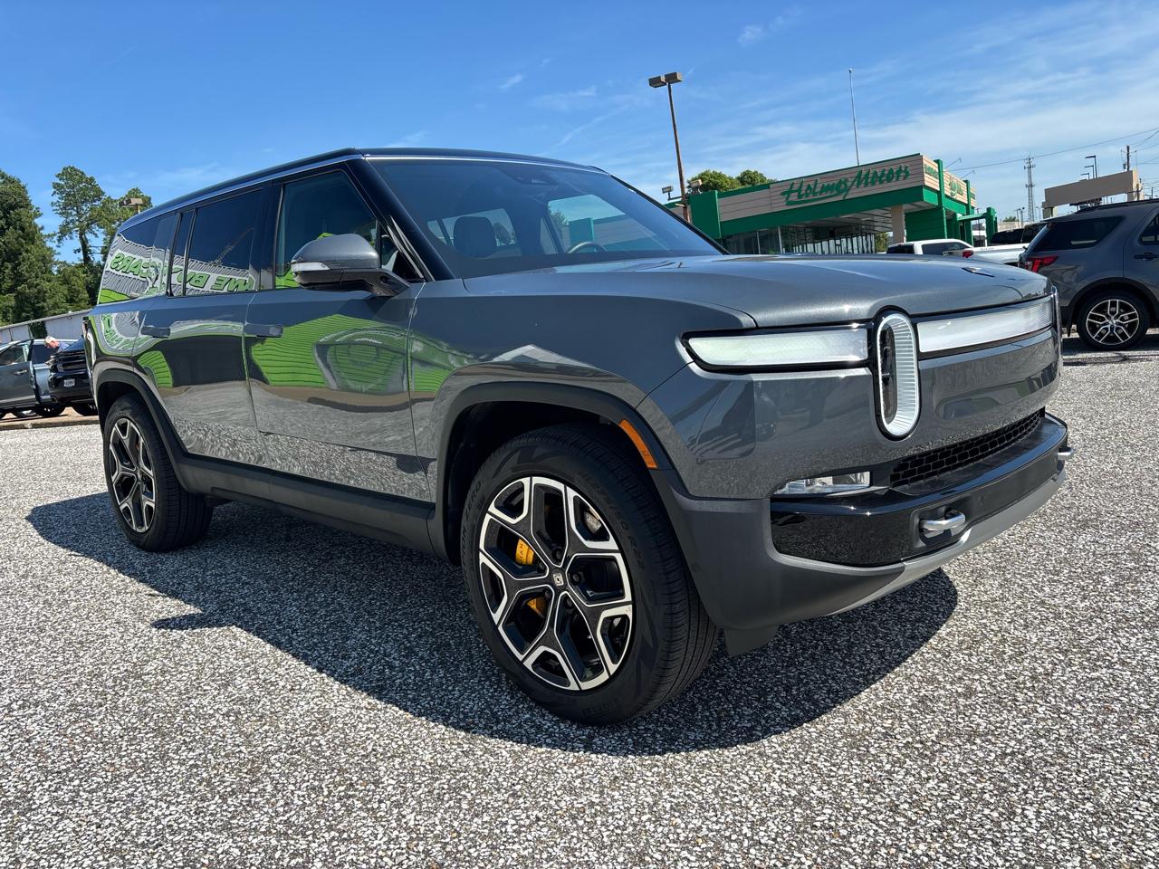 Rivian R1S Adventure Quad-Motor Large Pack 2024