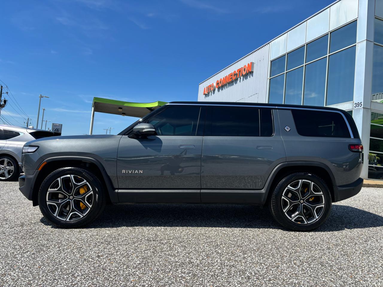 Rivian R1S Adventure Quad-Motor Large Pack 2024