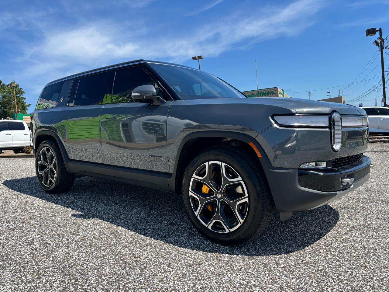 Rivian R1S Adventure Quad-Motor Large Pack 2024