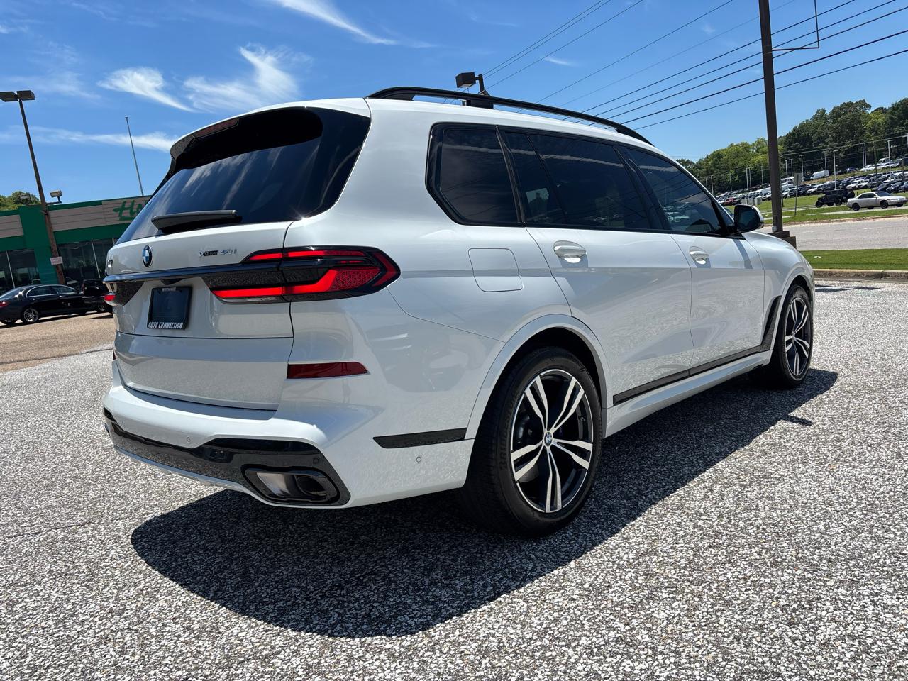BMW X7 xDrive40i Sports Activity Vehicle 2026